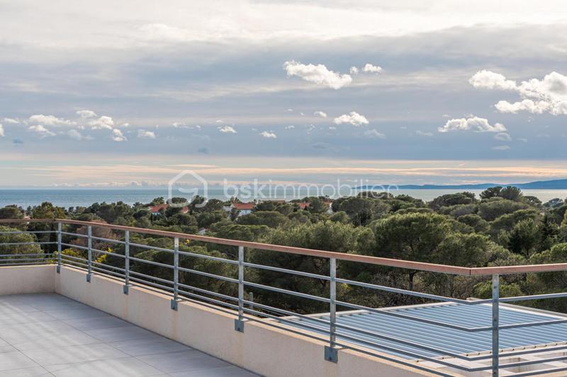 Appartement - 143 m² - 4 pièces