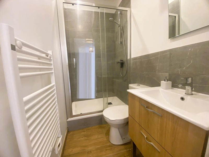 Appartement - 76 m² - 5 pièces