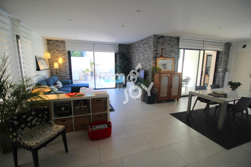 Maison - 128 m² - 5 pièces