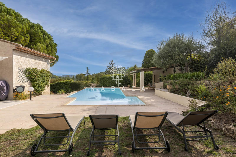 Maison - 176 m² - 6 pièces