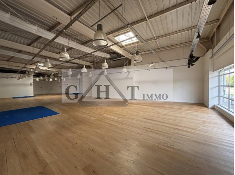 Entrepôt - 409 m²