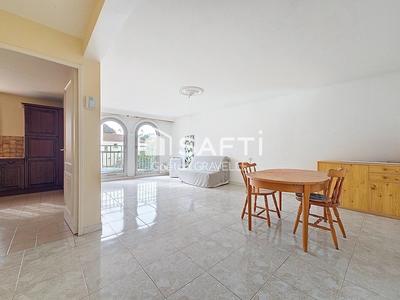 Appartement - 77 m² - 3 pièces