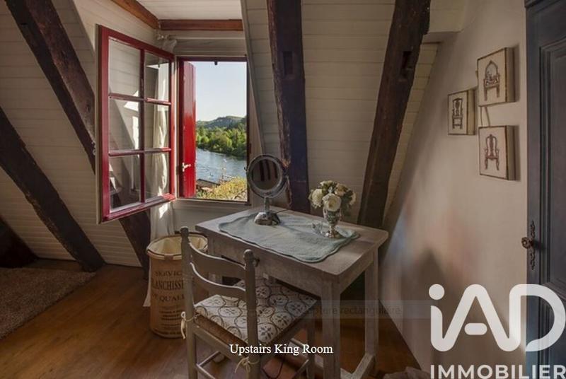 Maison - 140 m² - 5 pièces