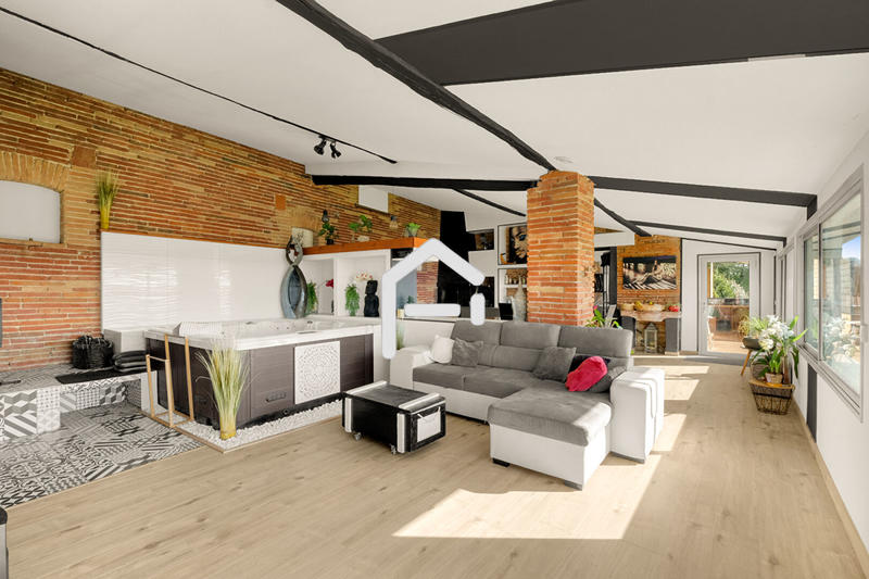 Maison - 478 m² - 12 pièces