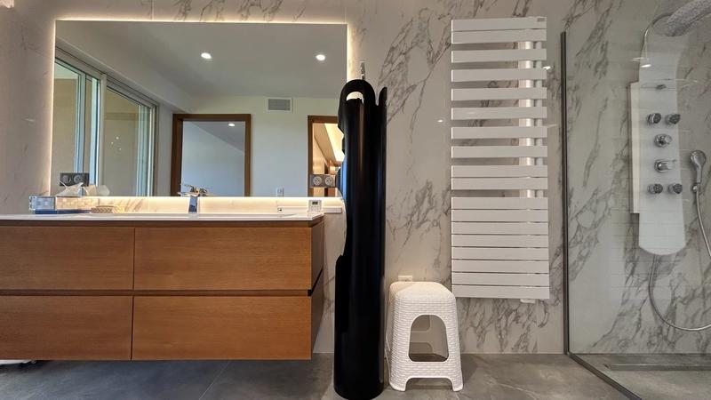 Appartement - 145 m² - 4 pièces