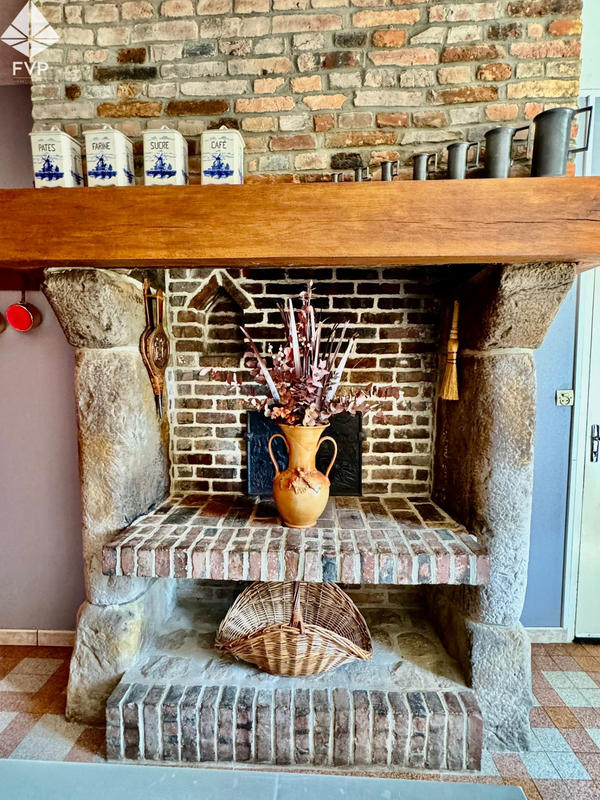 Propriété - 166 m² - 6 pièces