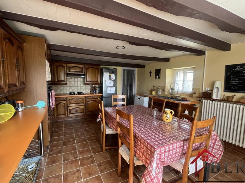 Propriété - 104 m² - 4 pièces