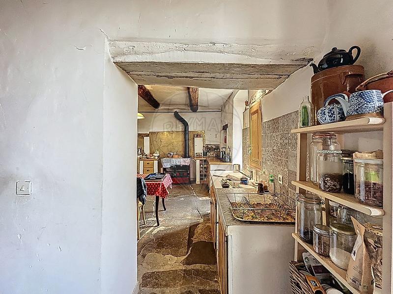 Maison - 243 m² - 8 pièces