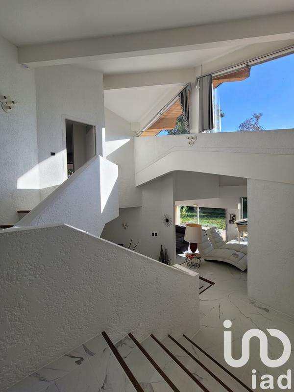 Maison de maîtres - 280 m² - 9 pièces