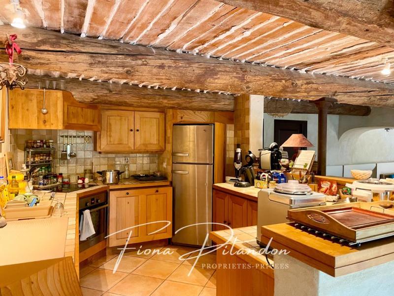 Maison - 357 m² - 13 pièces