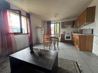 Maison - 82 m² - 4 pièces