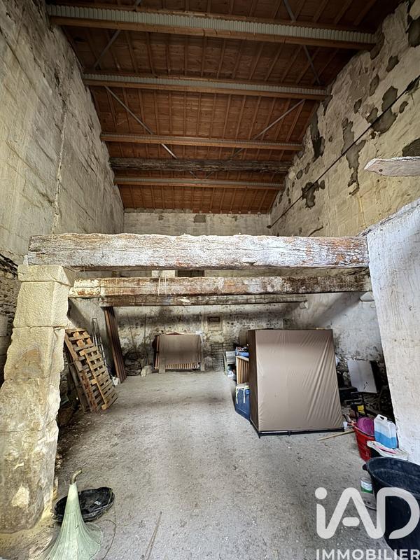 Maison - 300 m² - 8 pièces