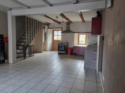 Maison - 98 m² - 5 pièces