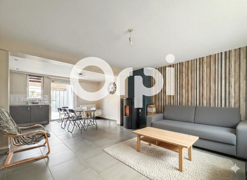 Maison - 83 m² - 4 pièces