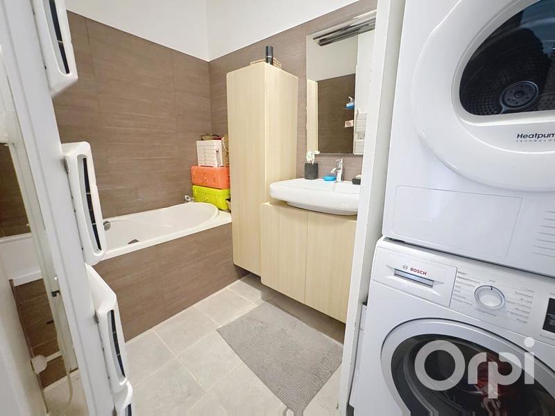 Appartement - 105 m² - 4 pièces