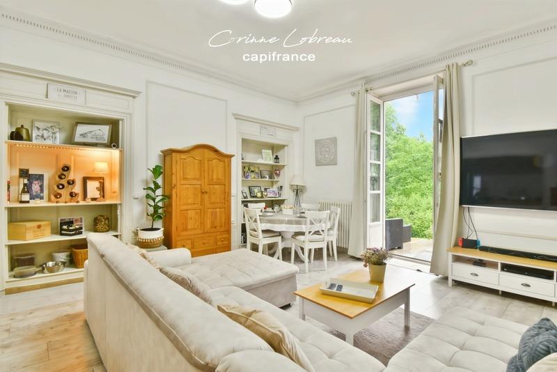 Appartement - 99 m² - 4 pièces