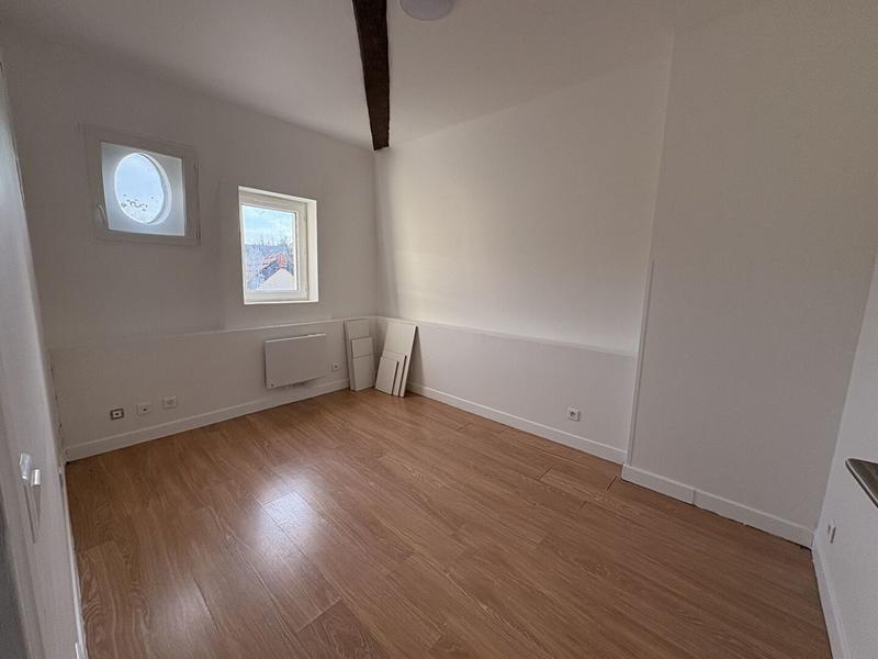 Immeuble - 170 m² - 8 pièces