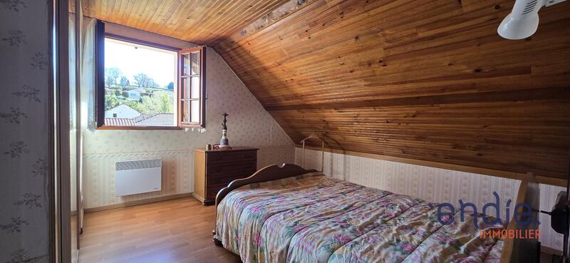 Maison - 170 m² - 6 pièces