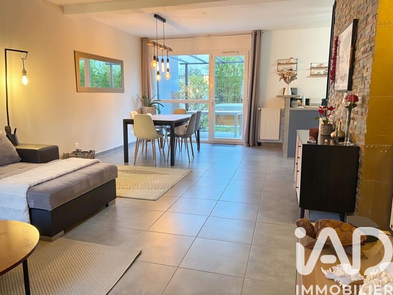 Maison - 85 m² - 4 pièces