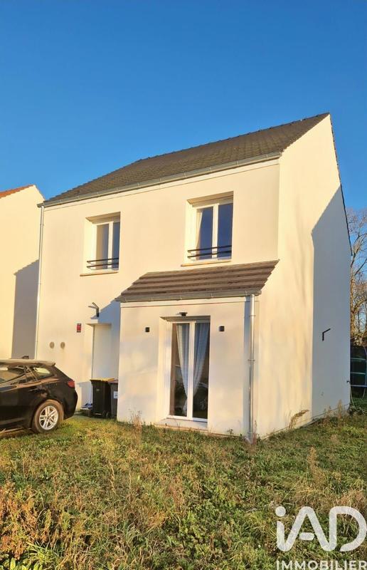 Maison - 96 m² - 6 pièces