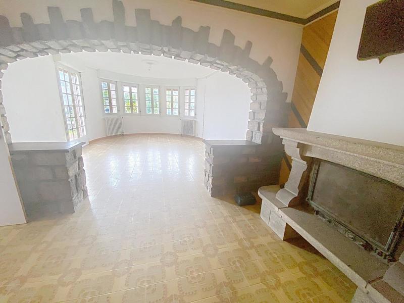 Maison - 156 m² - 7 pièces