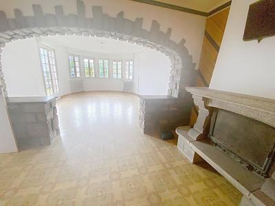 Maison - 156 m² - 7 pièces