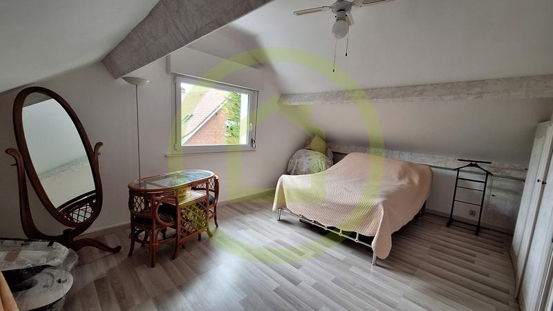 Maison - 173 m² - 9 pièces