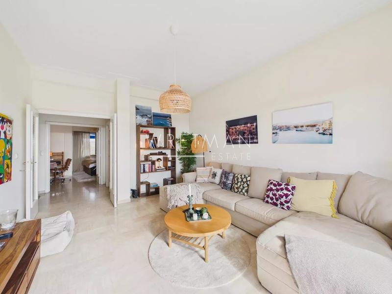 Appartement - 60 m² - 2 pièces