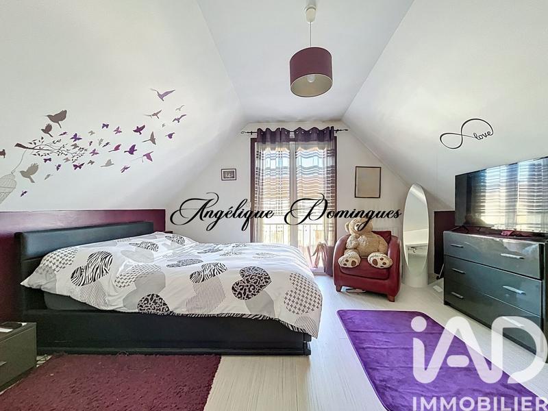 Maison - 242 m² - 10 pièces