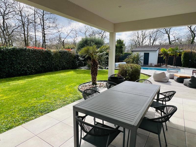 Maison - 165 m² - 5 pièces