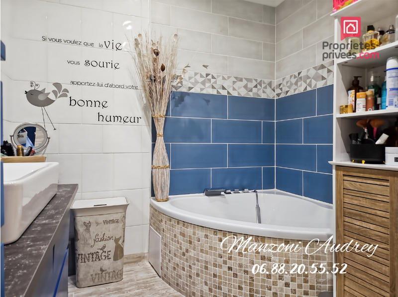 Loft - 149 m² - 7 pièces