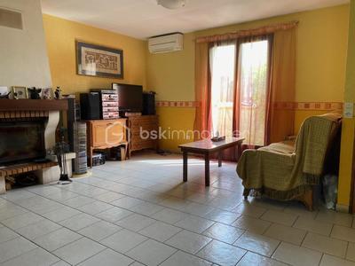 Maison - 95 m² - 5 pièces