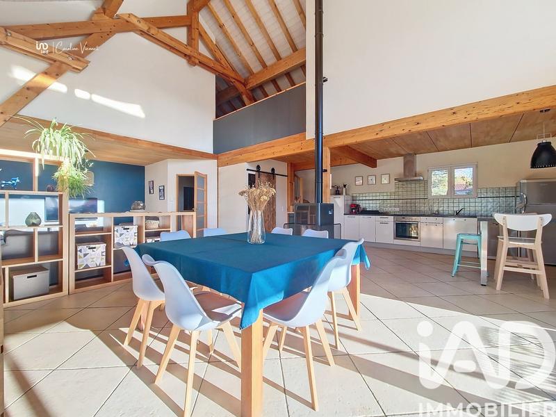 Maison - 160 m² - 6 pièces