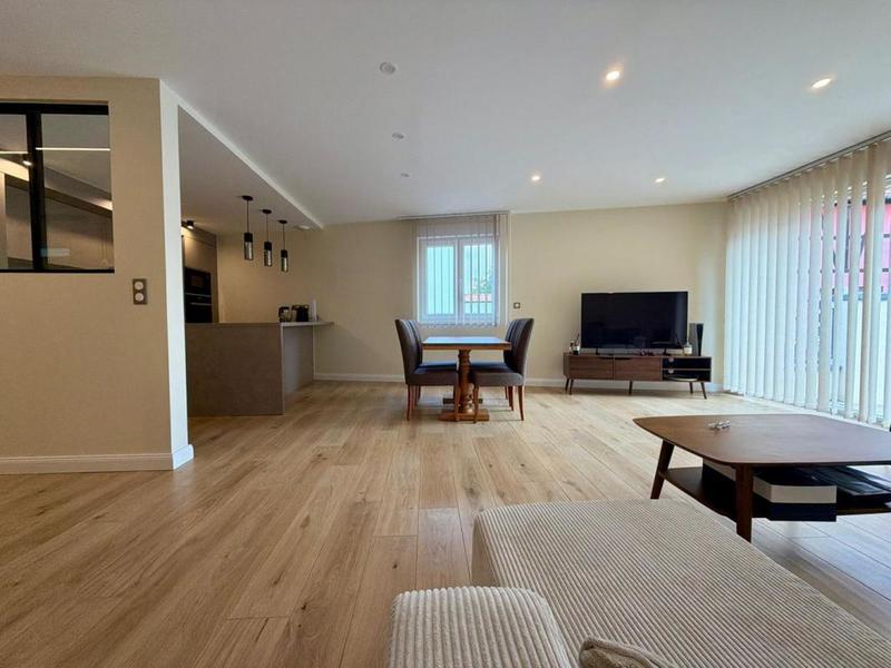 Maison traditionnelle - 135 m² - 5 pièces