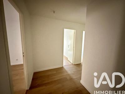 Appartement - 96 m² - 4 pièces