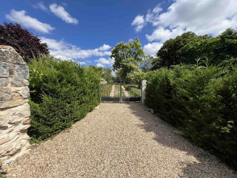 Maison - 108 m² - 4 pièces