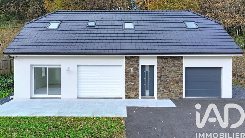 Maison - 128 m² - 5 pièces