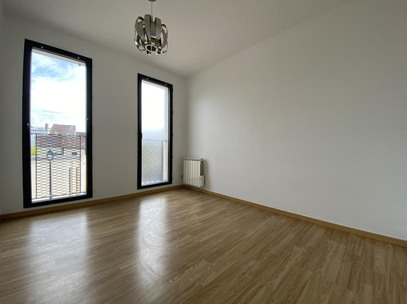 Appartement - 81 m² - 5 pièces
