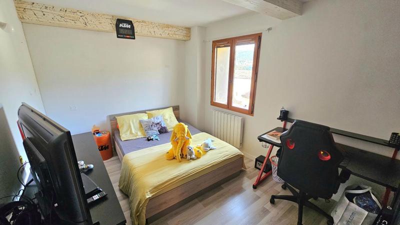 Appartement - 65 m² - 4 pièces