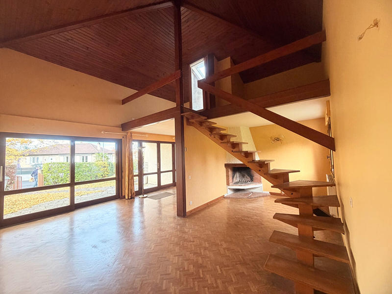 Maison - 97 m² - 3 pièces