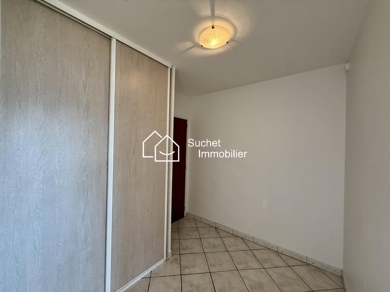 Appartement - 80 m² - 4 pièces