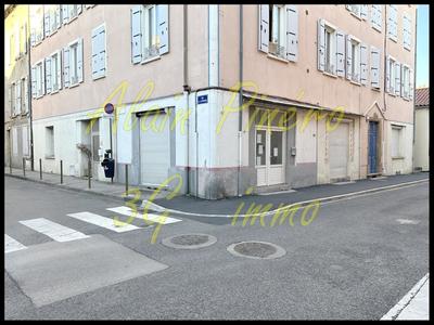 Local commercial - 127 m² - 6 pièces