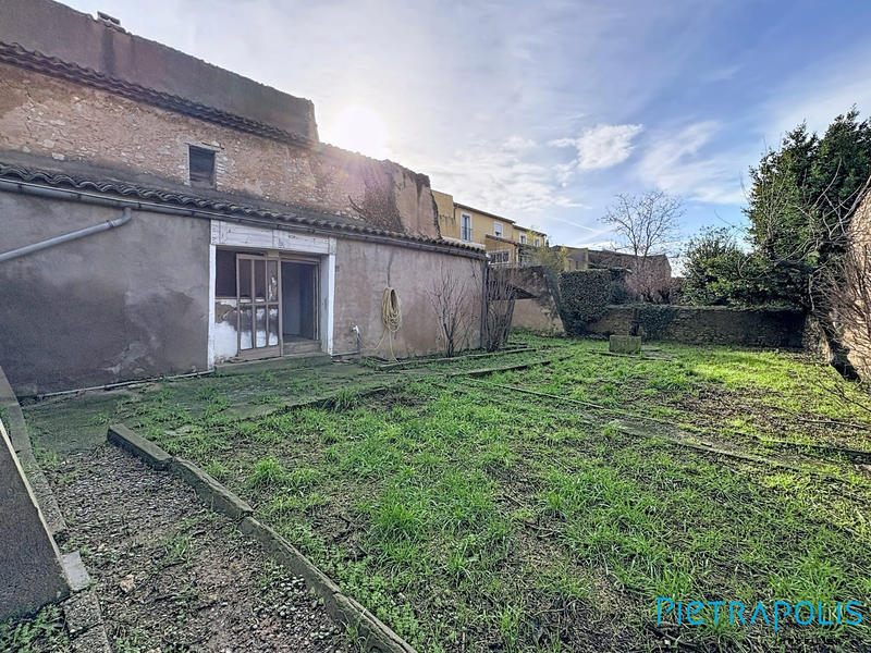 Maison - 312 m² - 11 pièces