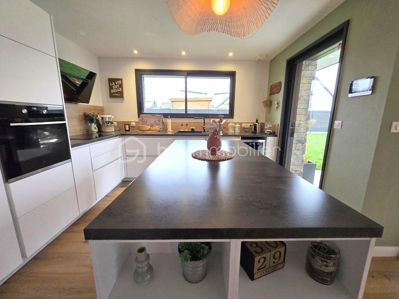 Maison - 152 m² - 5 pièces