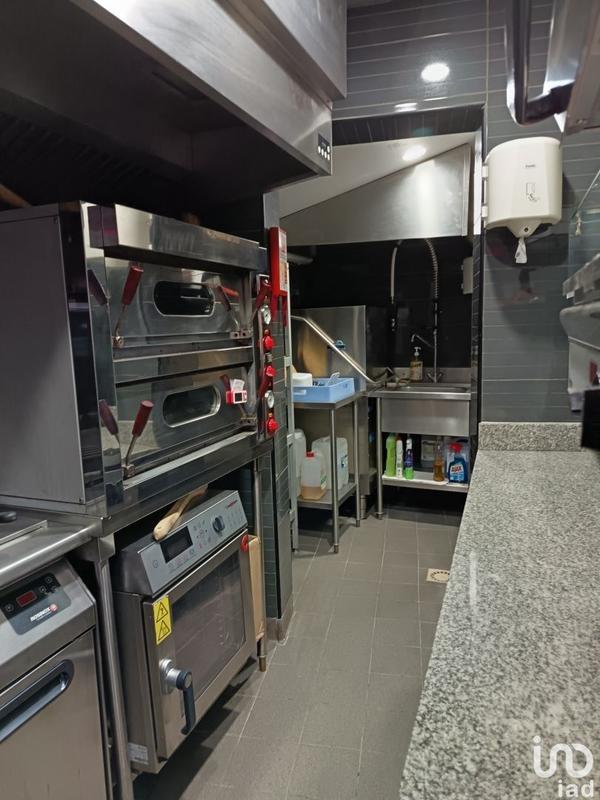 Local commercial - 262 m²