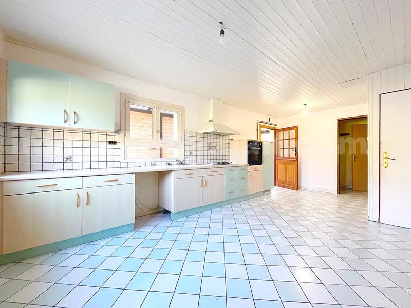 Maison - 106 m² - 5 pièces