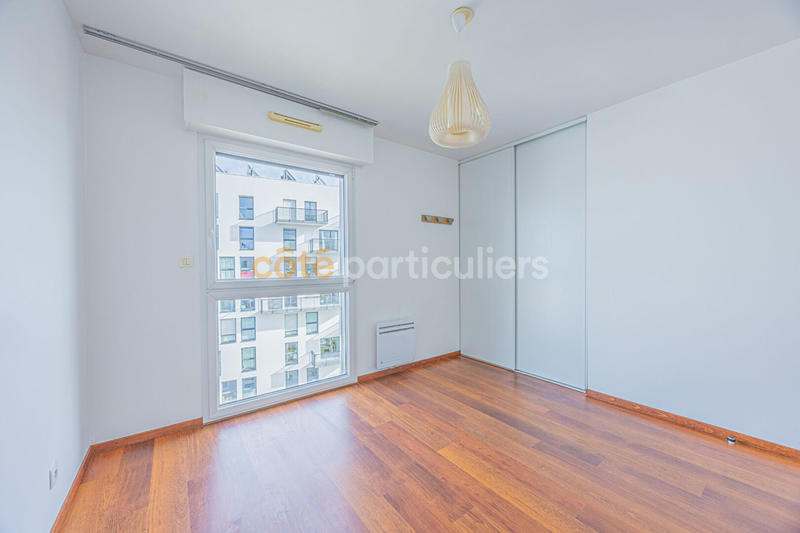 Appartement - 93 m² - 4 pièces