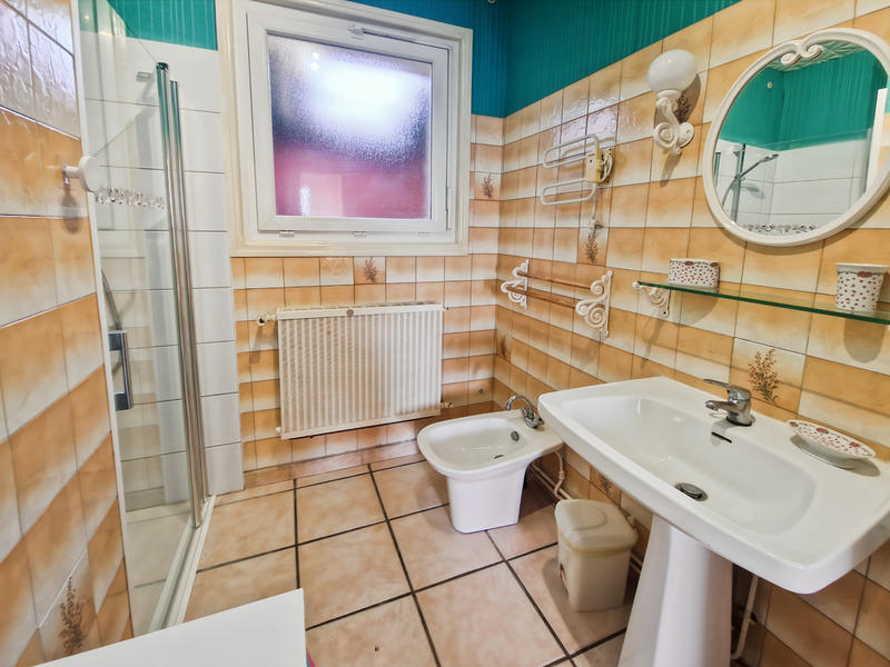 Maison - 96 m² - 4 pièces