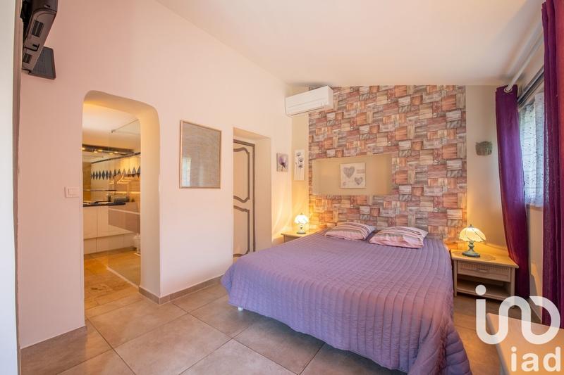 Maison - 264 m² - 7 pièces