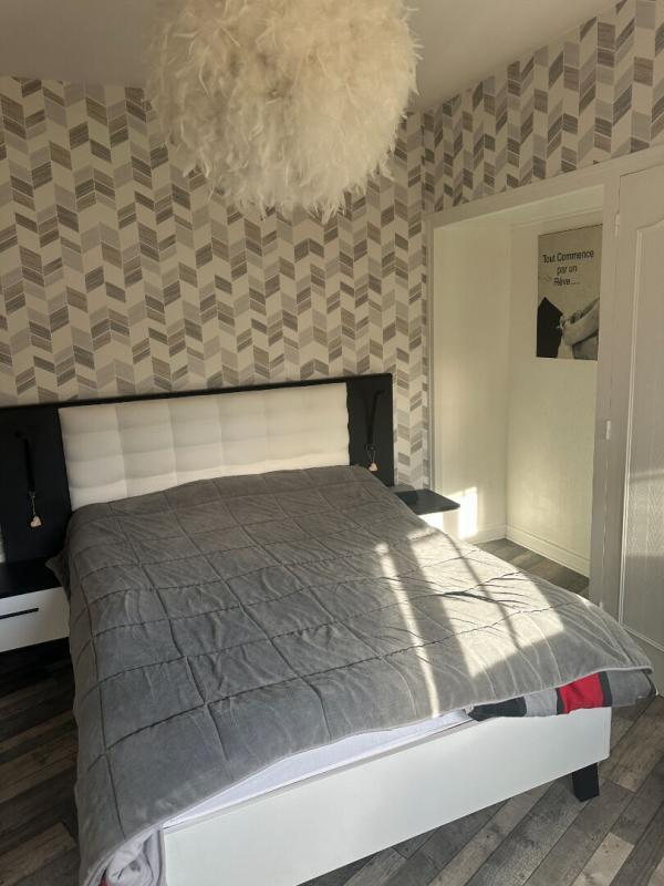 Maison - 115 m² - 10 pièces